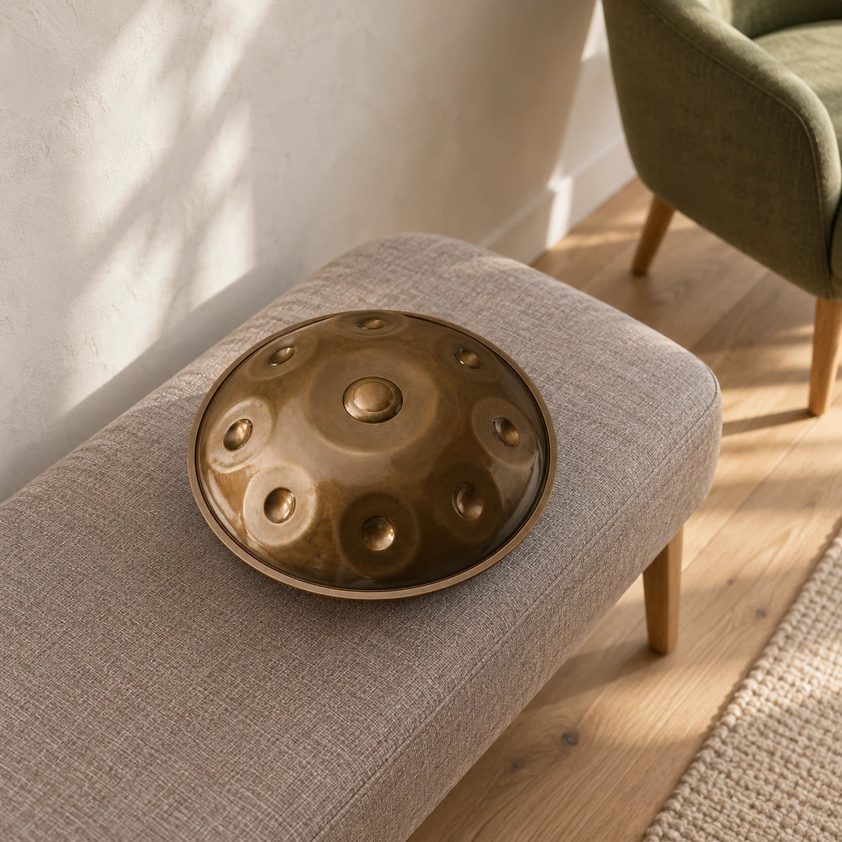Risuono Tascabile — handpan in un ambiente contemporaneo