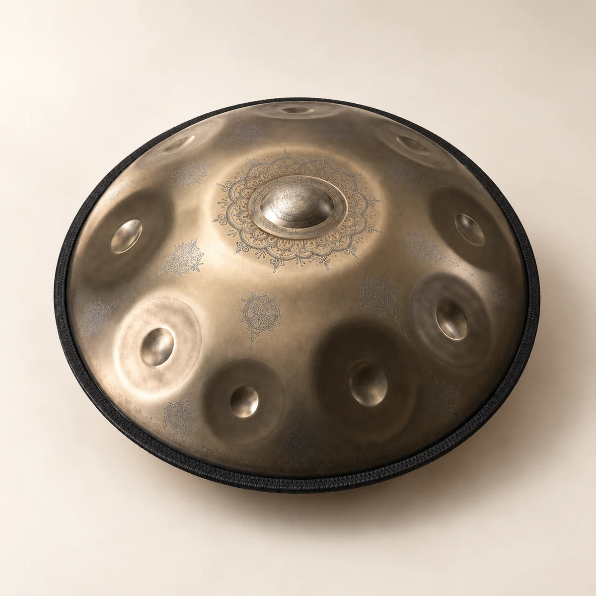 Risuono Ricamo — vista dell’handpan